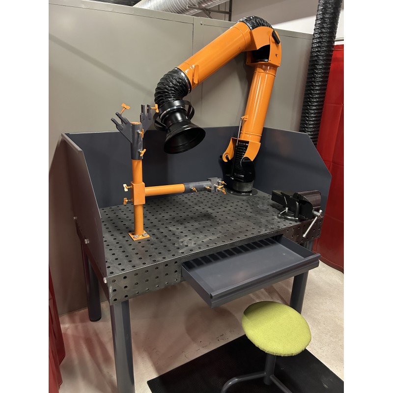 Сварочно-сборочный стол 3D-WP D16 800х1400 мм с экраном и выдвижным поддоном + вытяжка